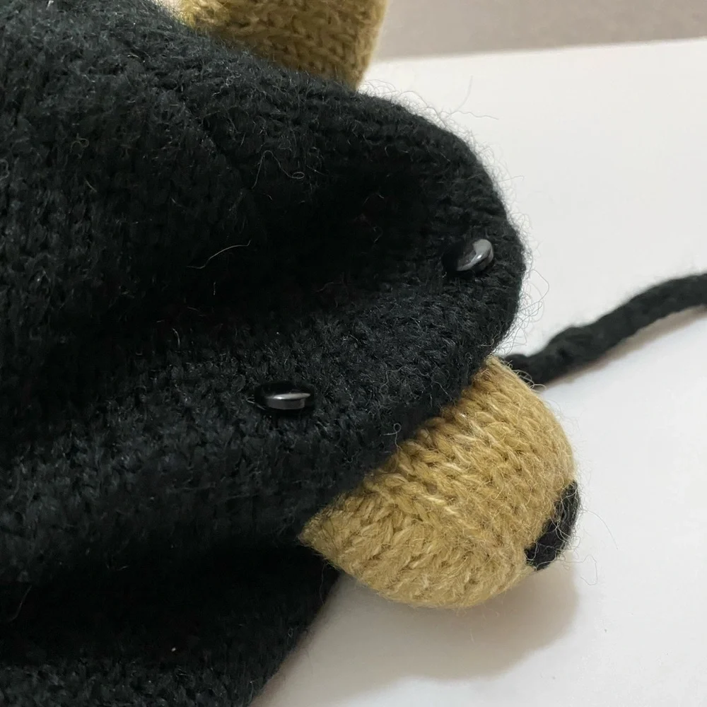 Delux Black Bear Knit Hat Wool/Nylon Fleece Lined Men/Women One Size